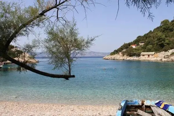 Beach & Waterfront