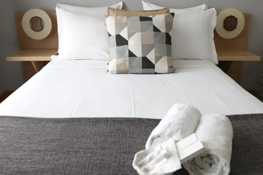 Standard Double room with balcony (full double bed)