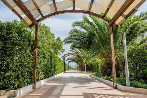 Beach & Waterfront