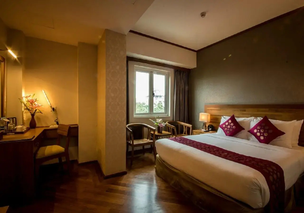 Superior Double room (full double bed)