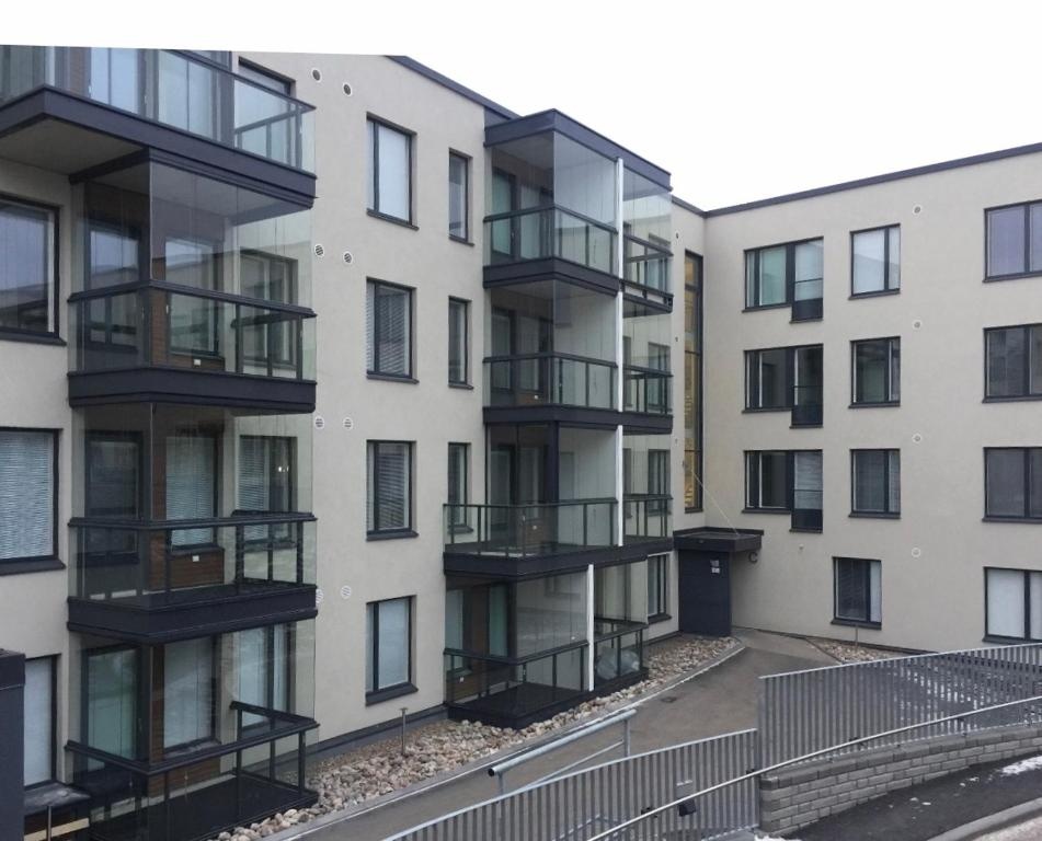 Studio in Trendy Kakola Hill area close to city center