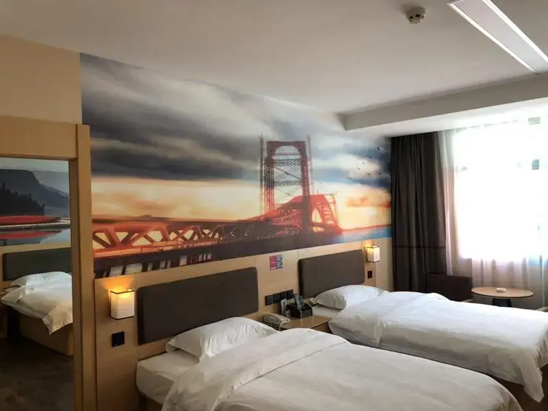 Thank Inn Plus Hotel Yunnan Honghe Gejiu City Renmin Road - Chambres