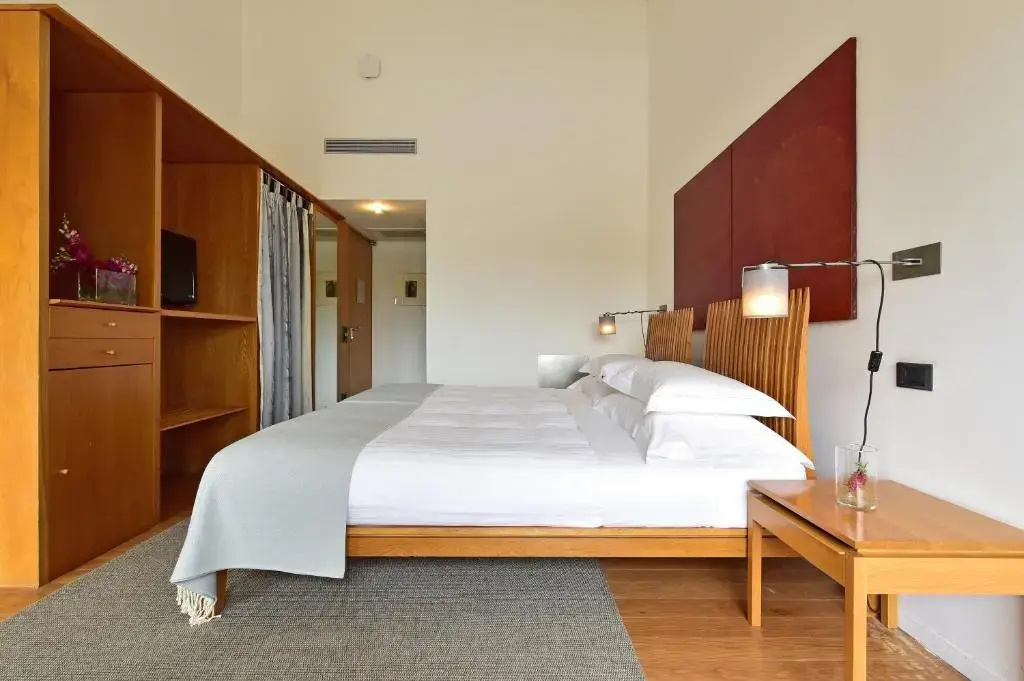 Superior Double room (full double bed)