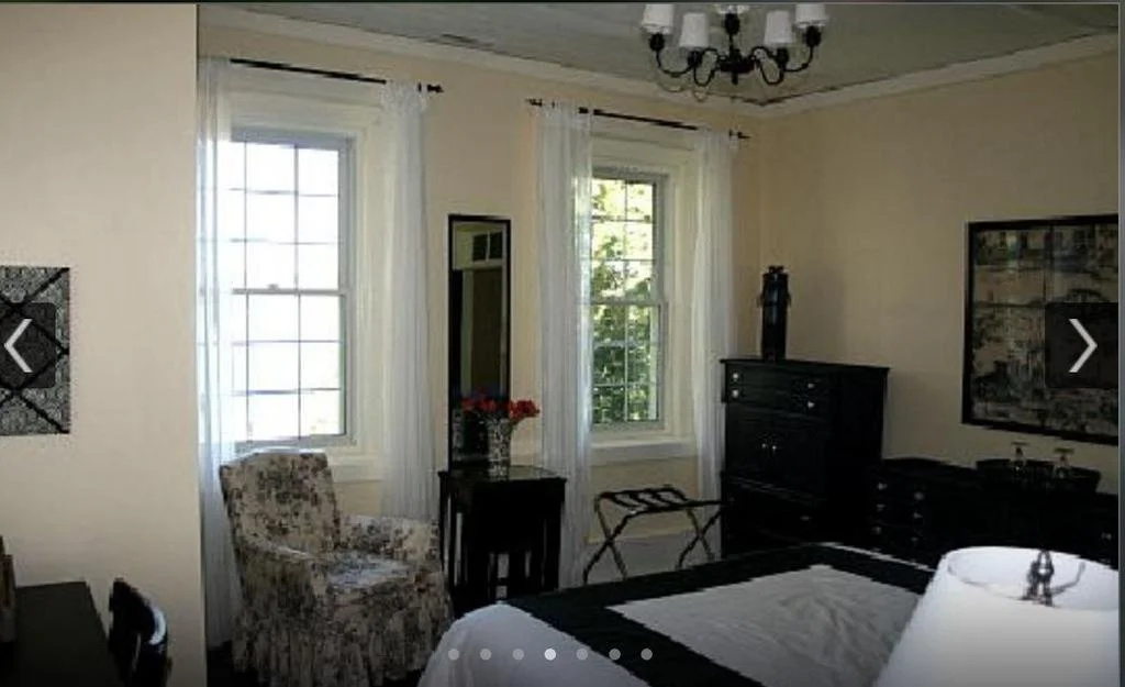 Portage Inn Bed & Breakfast