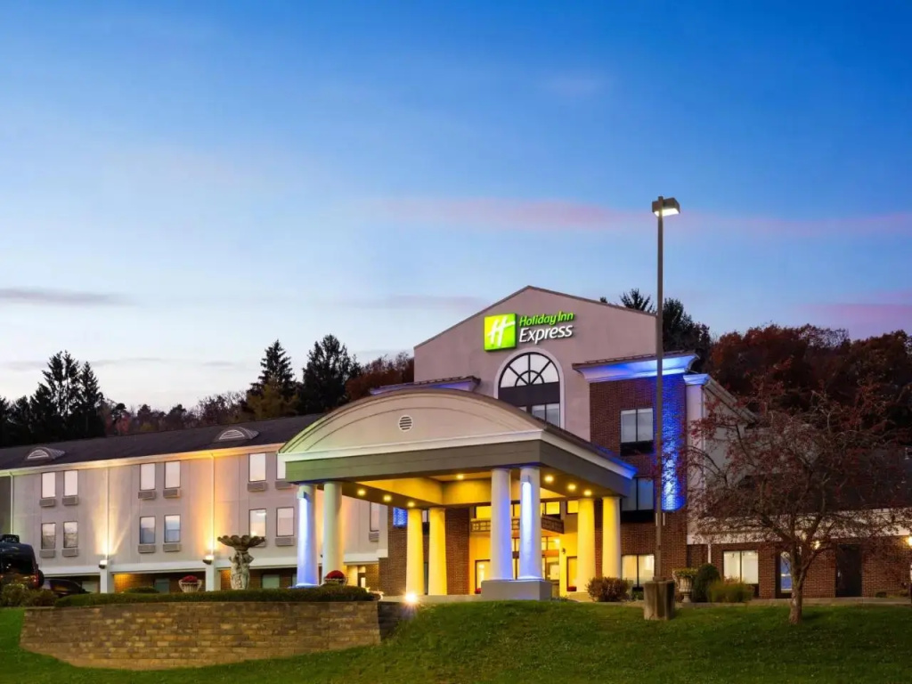 Holiday Inn Exp Meadville I-79 Exit 147a