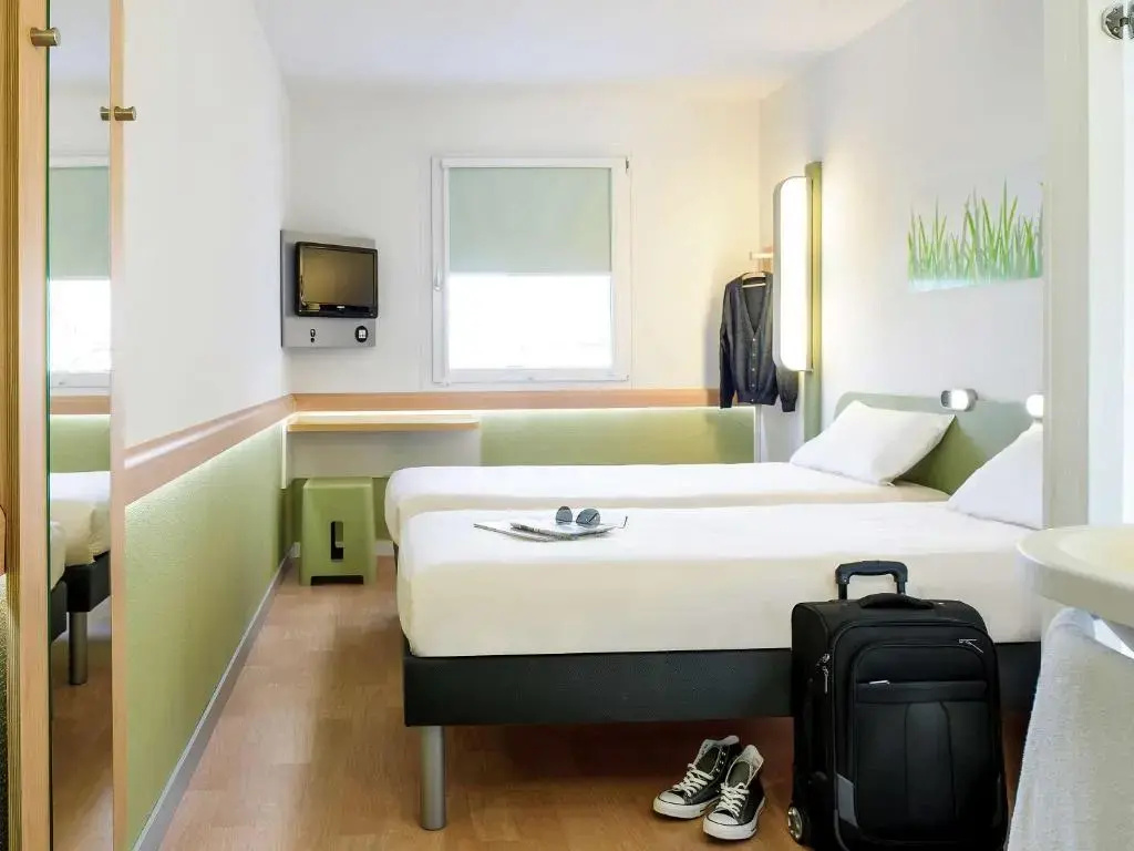 Standard Double room (twin beds)