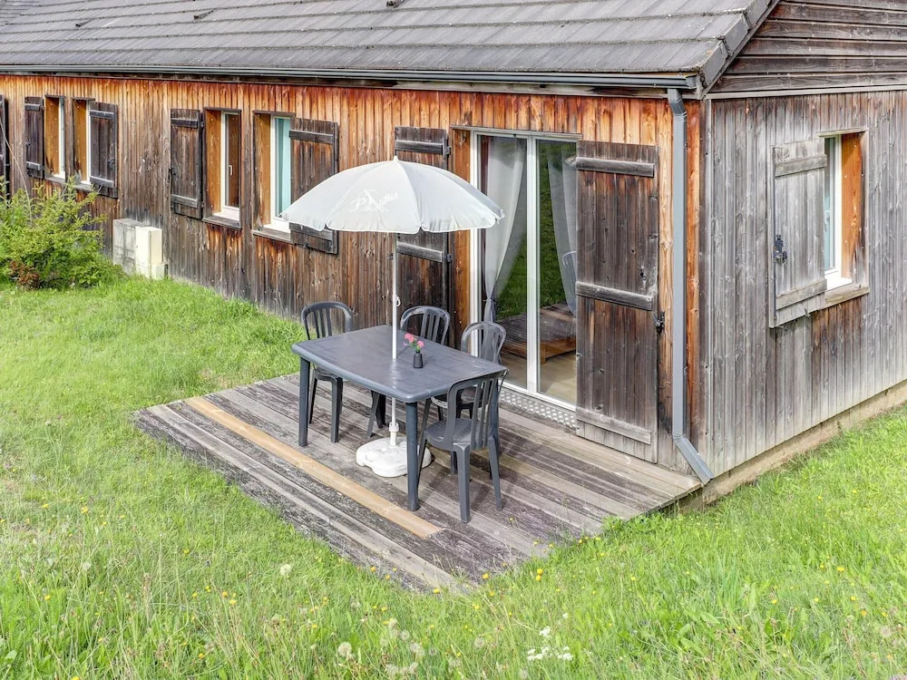 Relaxed Family Home in Egletons