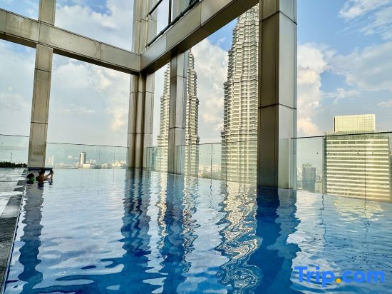 Queen Suites Tropicana The Residence by KLCC