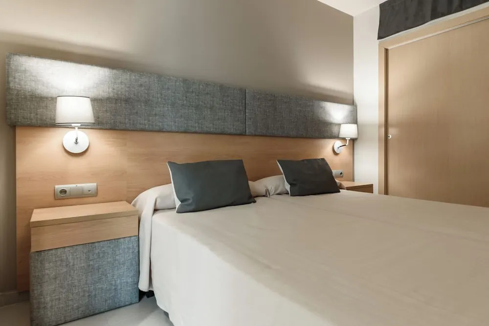 FERGUS Cap Roig - Chambres