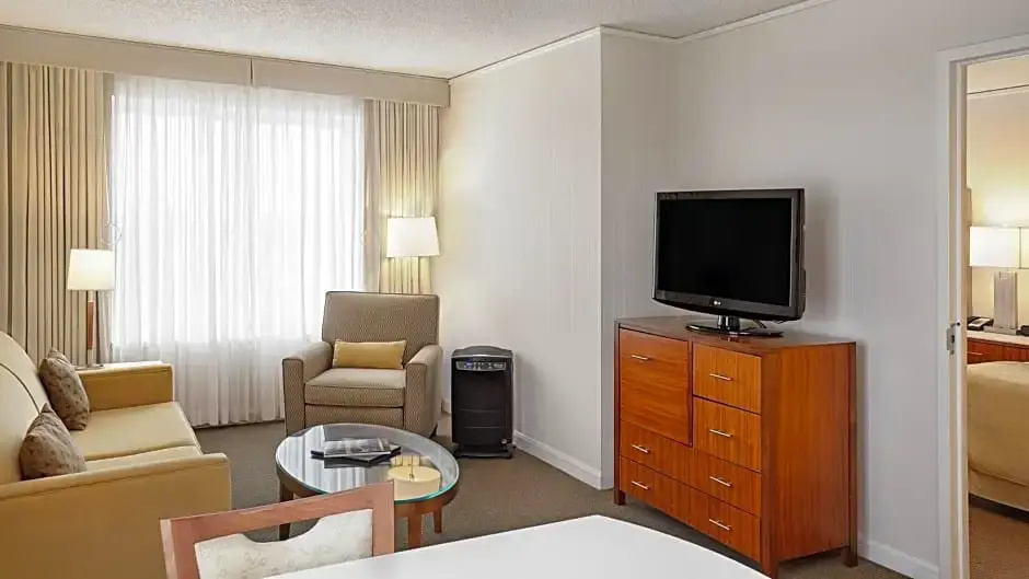 InterContinental Suites Hotel Cleveland by IHG - Chambres