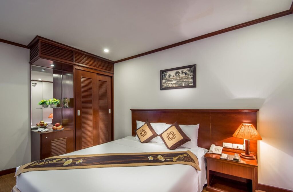 May De Ville Backpackers Hostel 믹스돔 조식5 by null