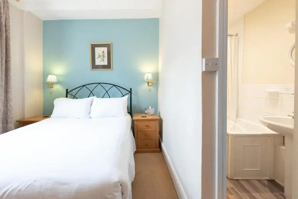 Corinium Hotel & Restaurant - Chambres