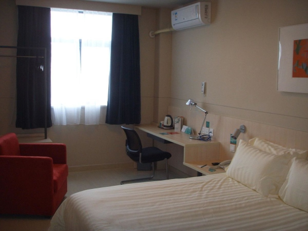 Jinjiang Inn Shanghai International Tourism and Resorts Zone Zhoupu Town Branch