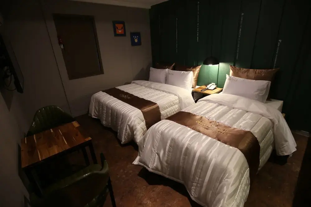Bedroom