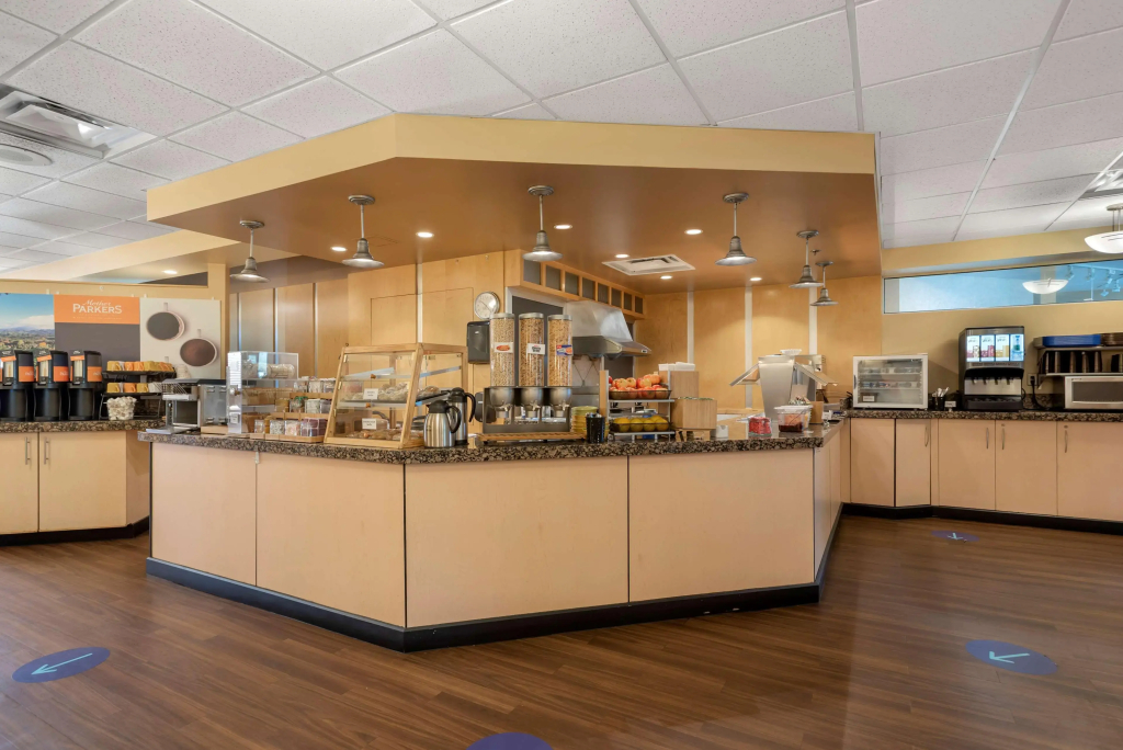 Best Western Plus Fernie Mountain Lodge - фото 12