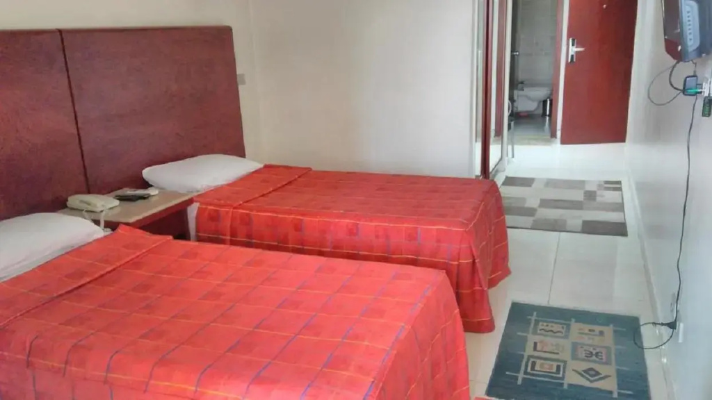 Economy room