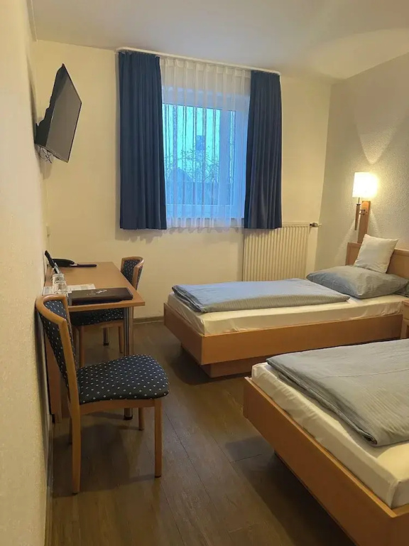 Hotel Am Vogelsanger Weg - Chambres
