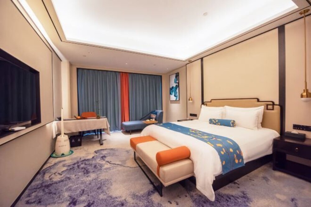 Shipu Hotel (Ningbo Science and Technology Innovation Center, Wisdom Park) in Ningbo