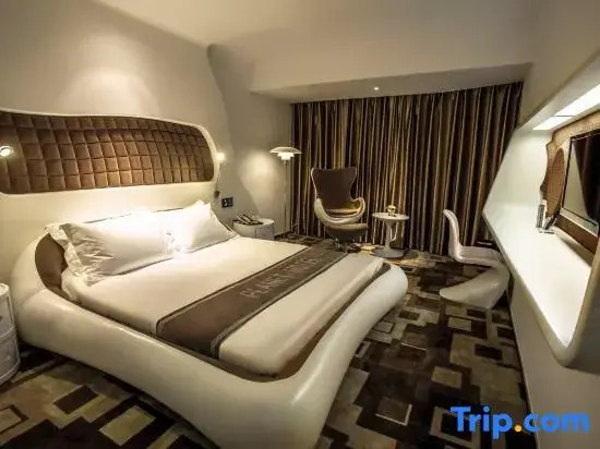 Двухместный номер Business двуспальная кровать в Guangzhou Planet Hotel