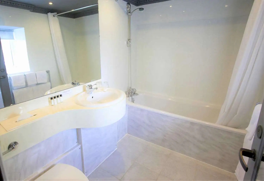St James Hotel, BW Premier Collection - Chambres