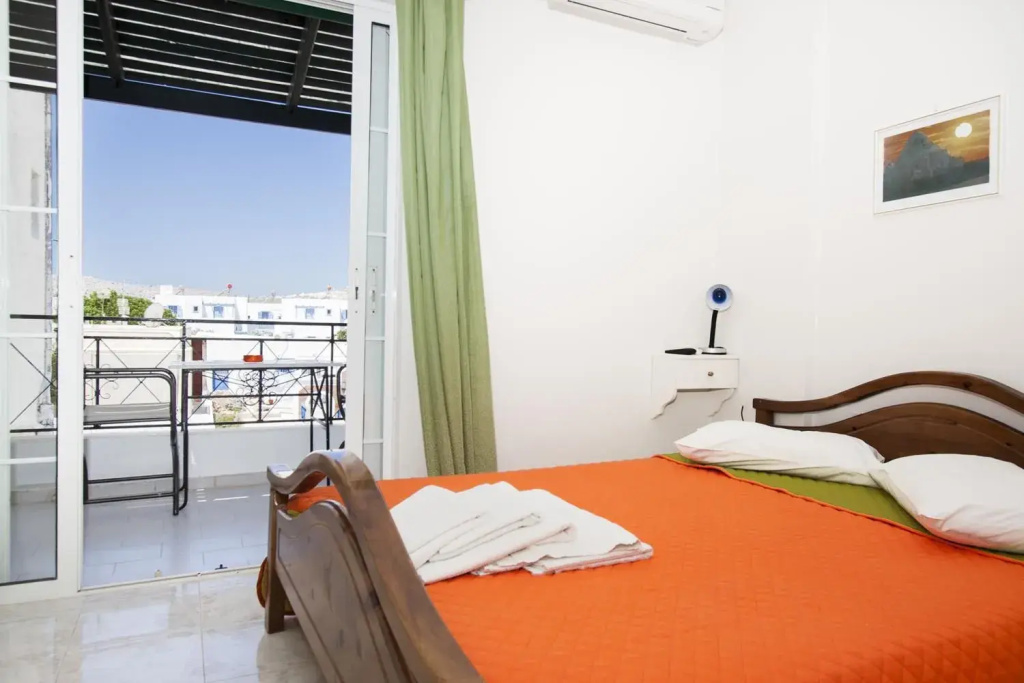 Standard Double room (full double bed)