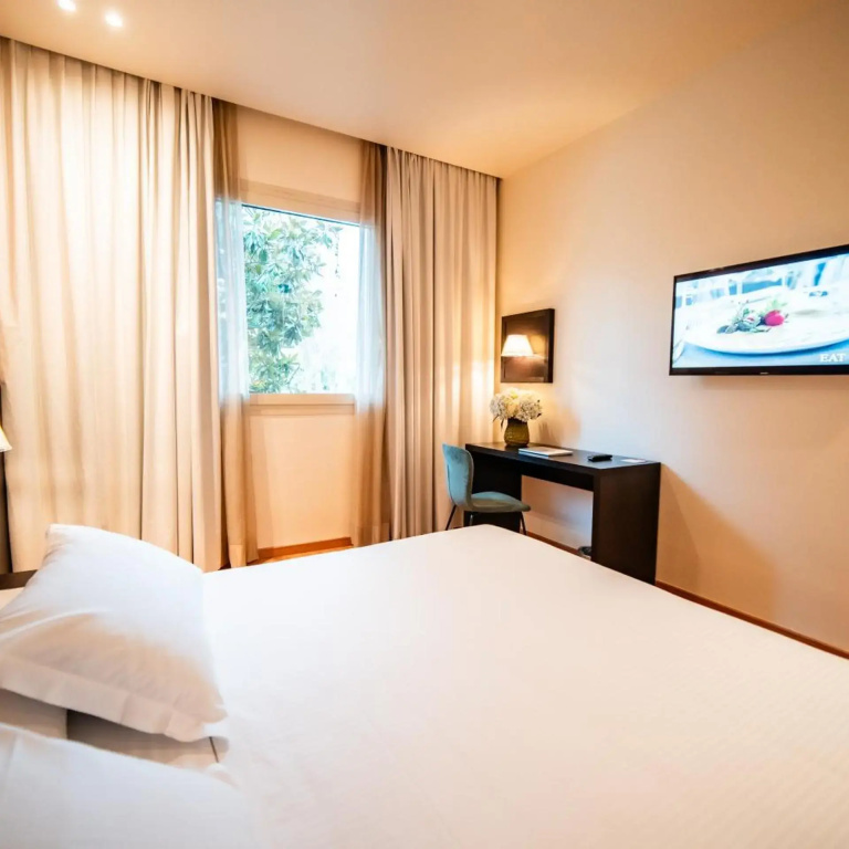 Hotel photo 30