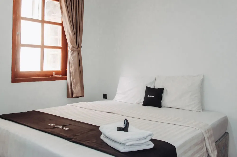 Premium Double room (full double bed)