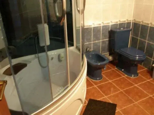 Double Suite (full double bed)