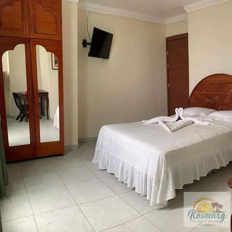 Standard Double room with sea view (full double bed)