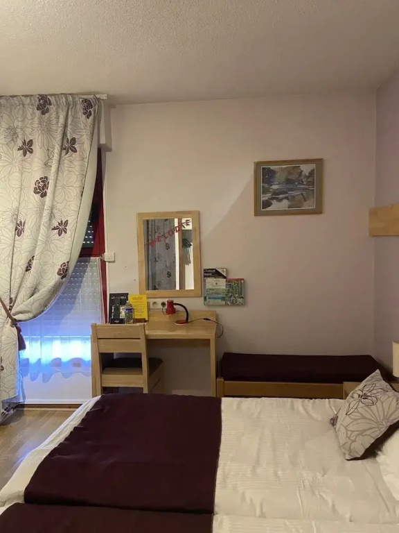 Standard Double room (twin beds)