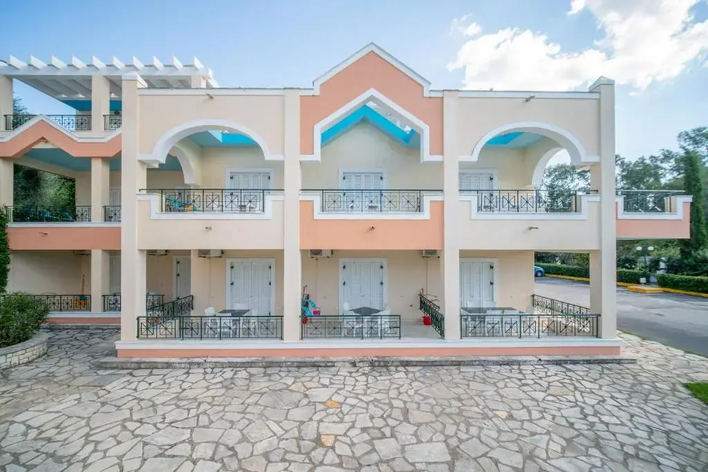 Saint Nicholas Beach Studio I