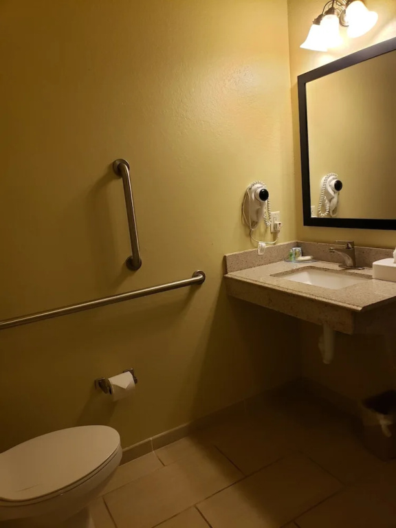 Cobblestone Hotel & Suites - Jefferson - Chambres