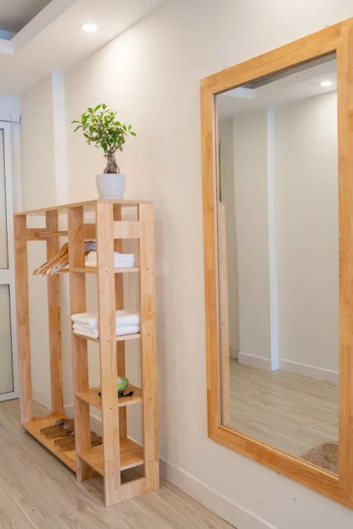 Deluxe room with balcony and with city view