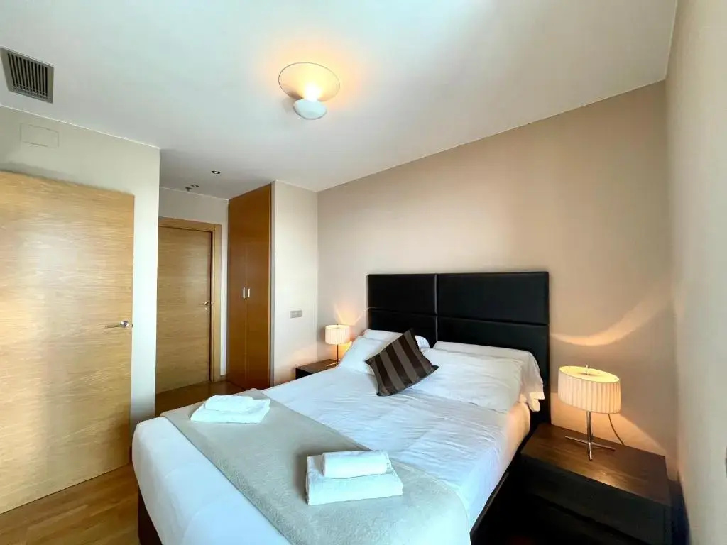Apt. Fira Gran Via - Barcelona4Seasons - Chambres