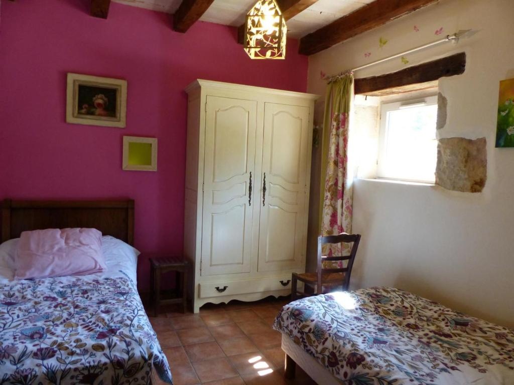 Gîte Le Brethon, 3 pièces, 4 personnes - FR-1-489-238
