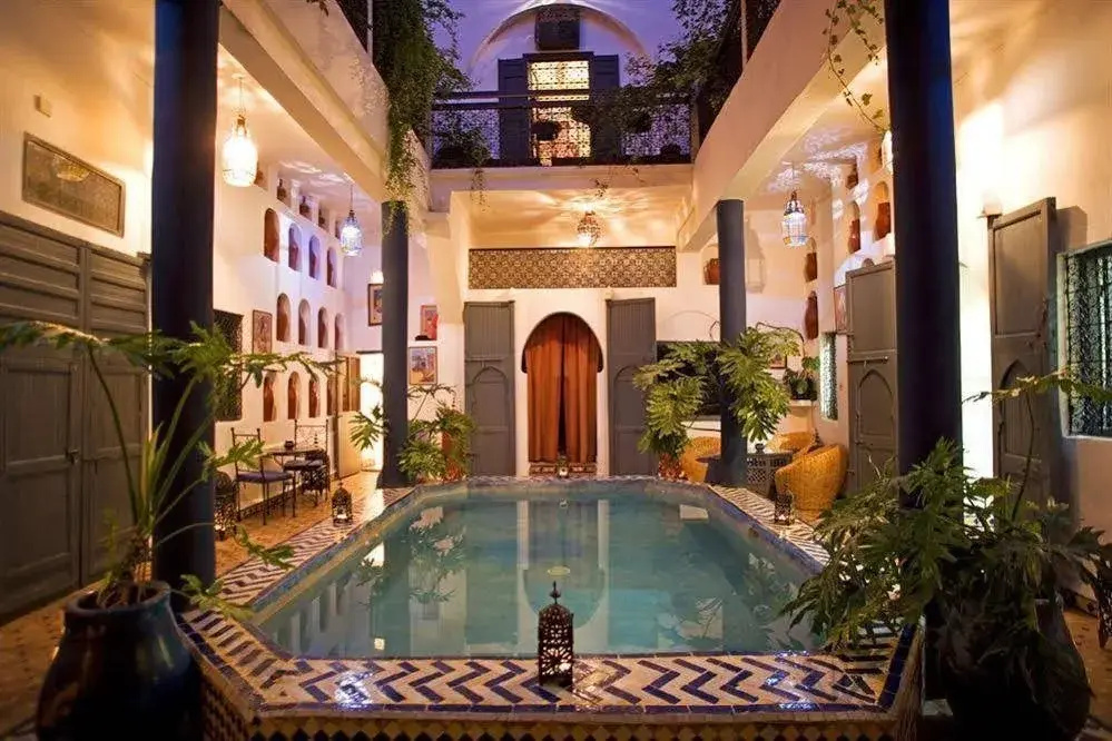 Riad Chouia Chouia - Général