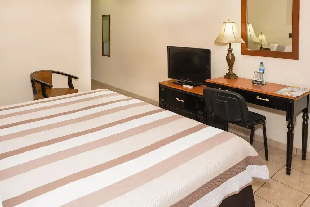 Hotel Tropico Inn - Chambres