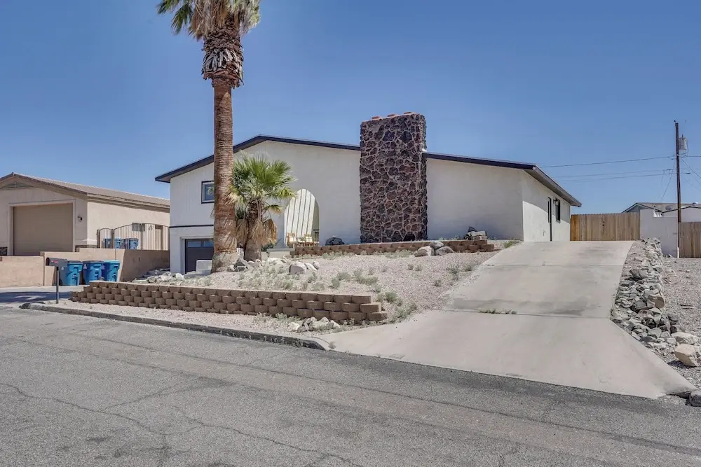 Pool, Game Room, Hot Tub: Lake Havasu City Oasis!