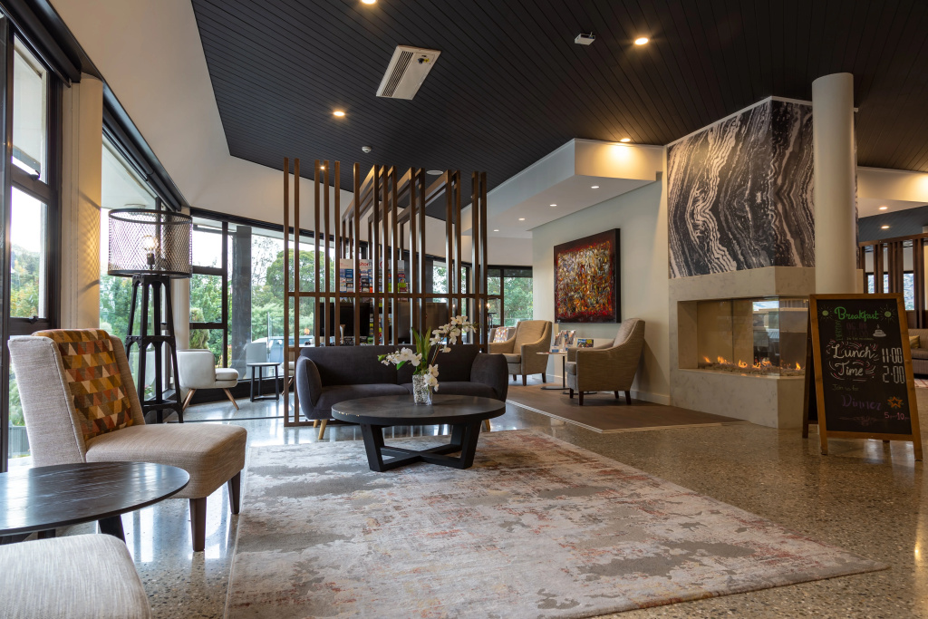 Holiday Inn Queenstown Frankton Road by IHG