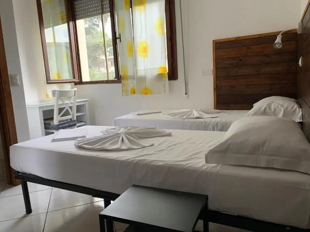 Standard Double room (twin beds)