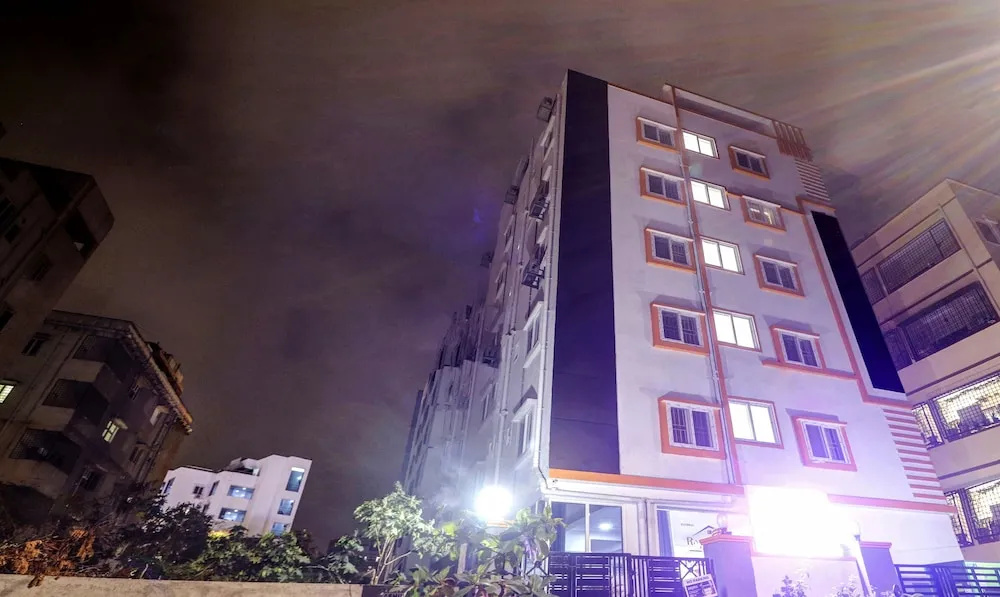 Itsy by Treebo - Royal Galaxy Kukatpally