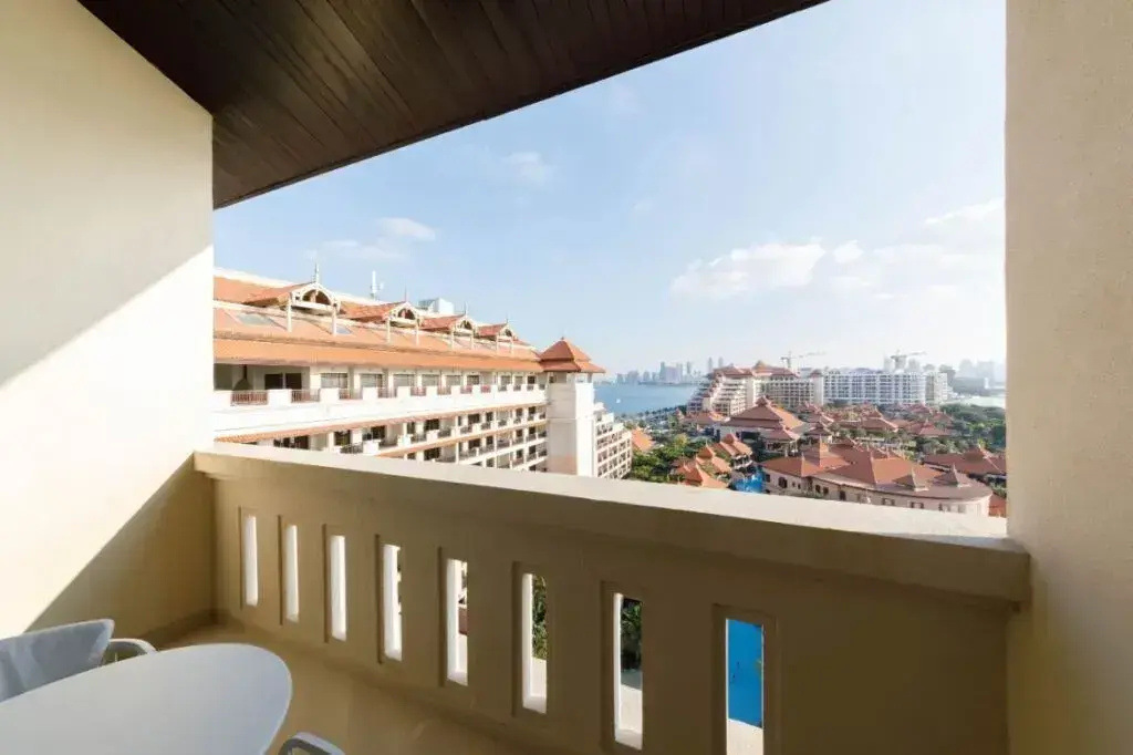 Balcony & Terrace