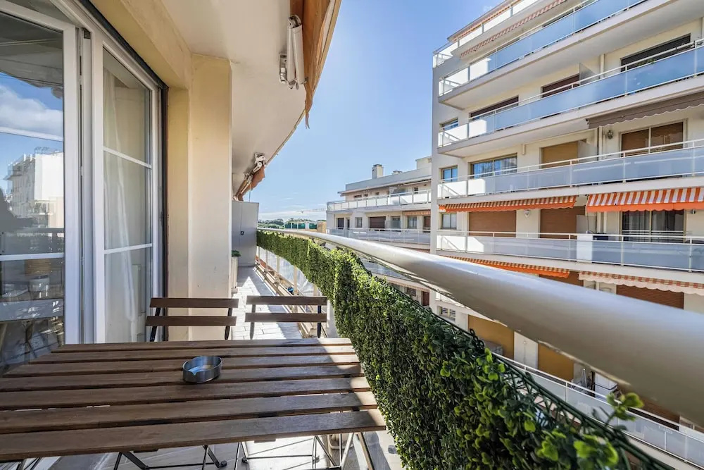Charming Apartment Near the Beach Juan les Pins