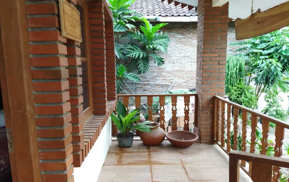 Borobudur Kampung Homestay - Intoyo