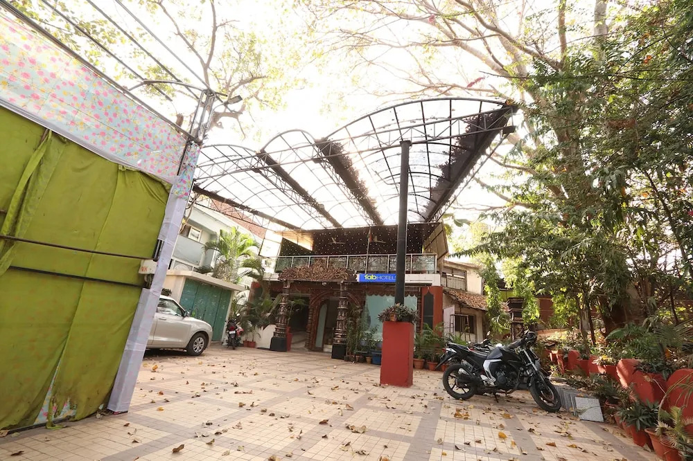 Maruthi Residency