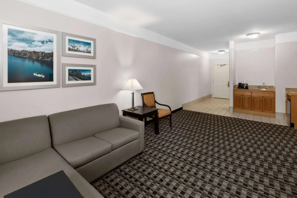 La Quinta Inn & Suites by Wyndham Deer Park - Général