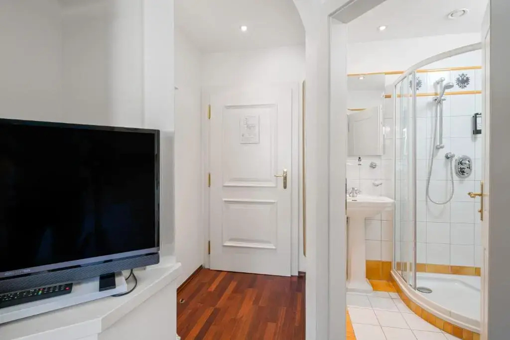 Hotel Gasthof Adler - Chambres