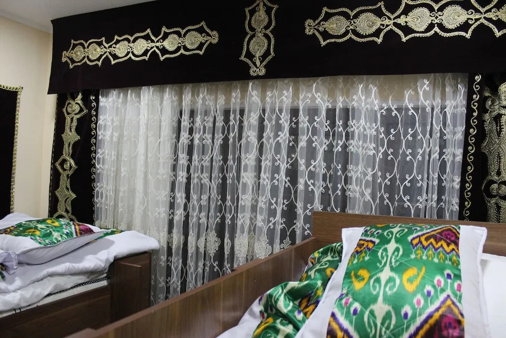 Кровать в общем номере в National Hostel