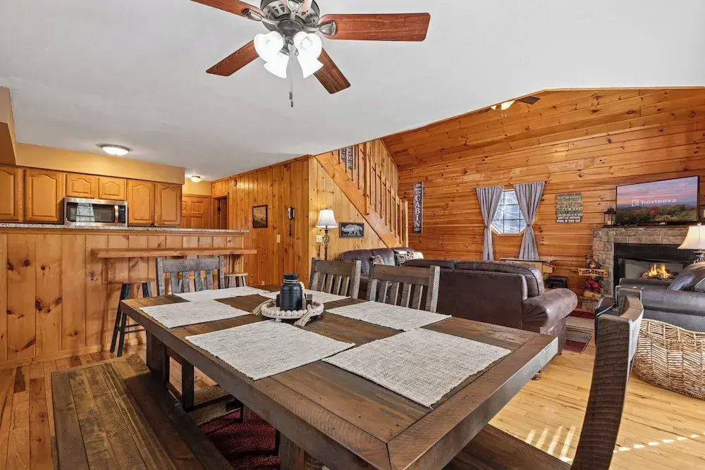 Bear Hideaway Cozy 3BR Cabin - фото 16