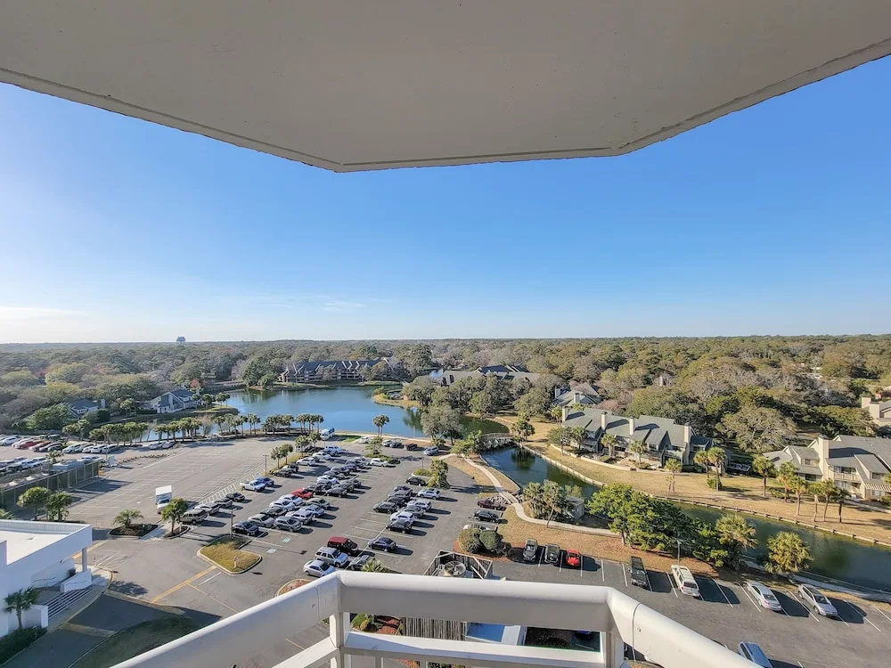 1201 South Hampton 2 Bedroom Condo
